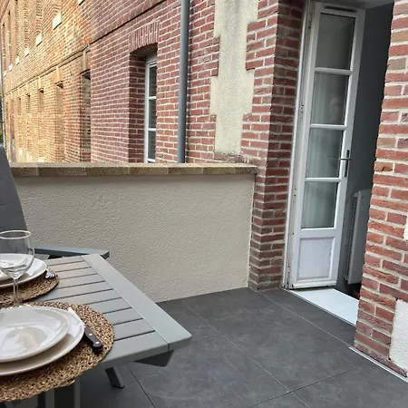 Terrasse Privée, Calme Et Confort à *