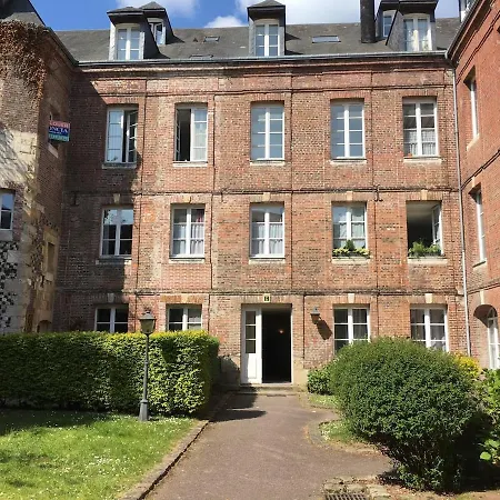 Terrasse Privée, Calme Et Confort à * Honfleur
